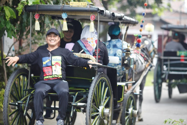 Kegembiraan Naik Delman di Wirokerten